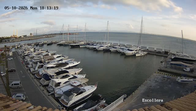 Live view from Alcúdia marina – breakwater